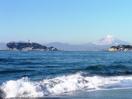 富士山と江の島の光景です。